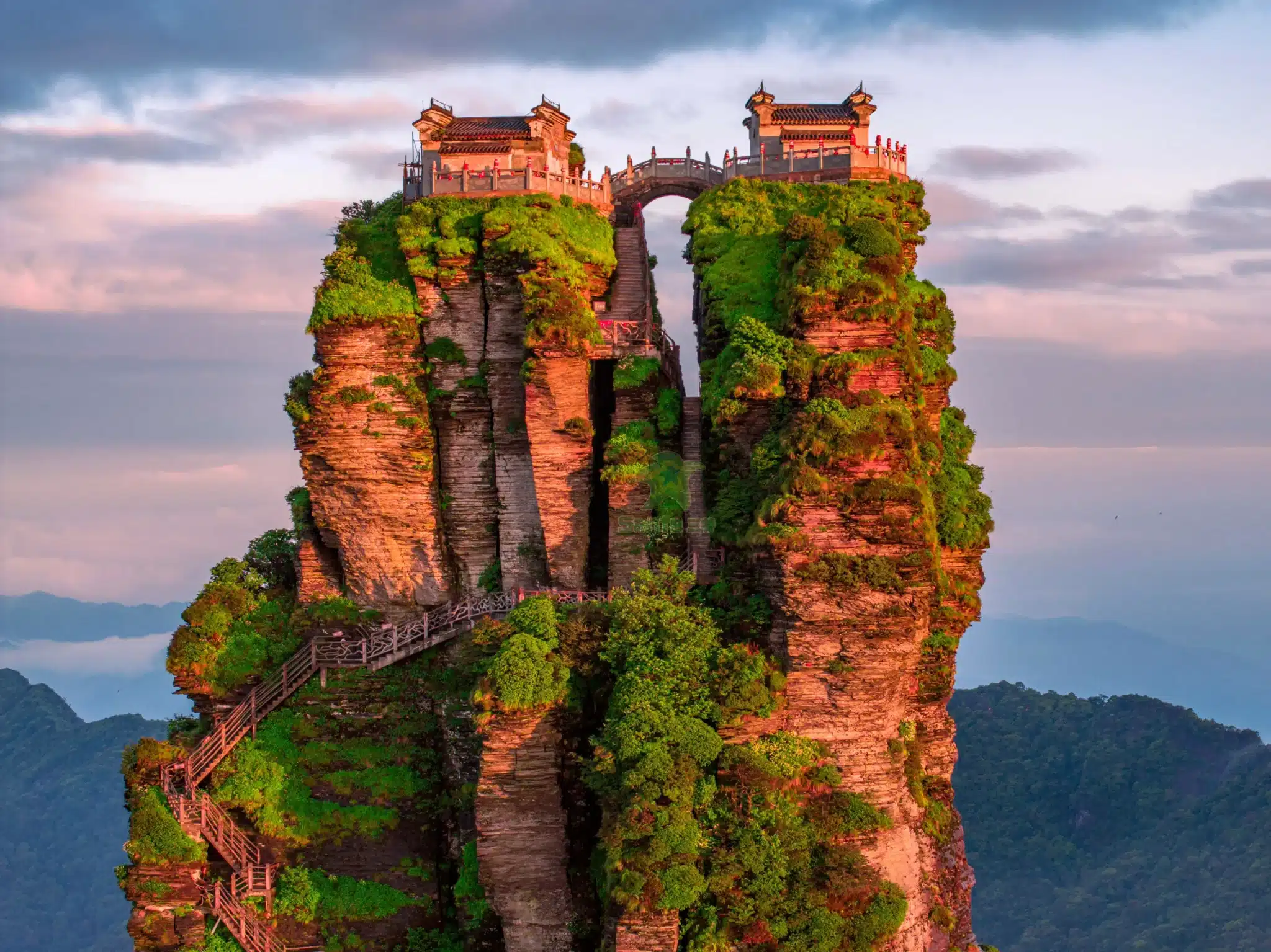 Золотая вершина Фаньцзиншань