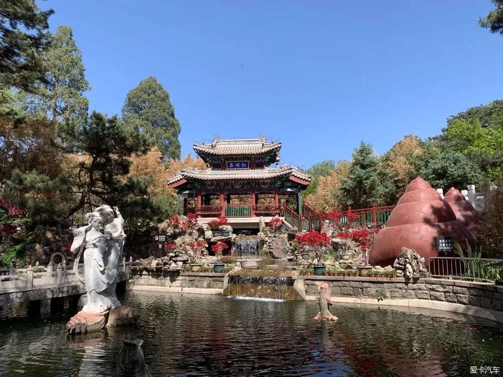 Храм Хунлуо