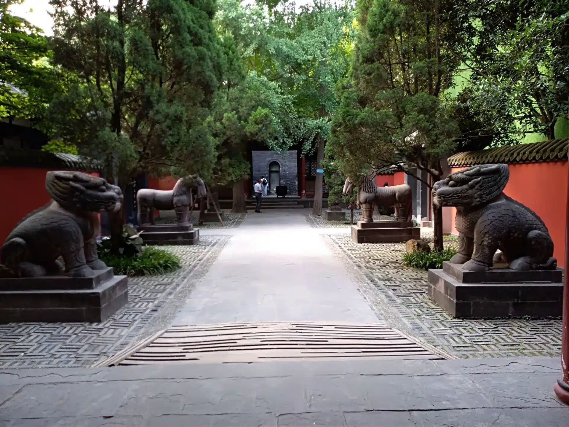 Гробница Лю Бэя