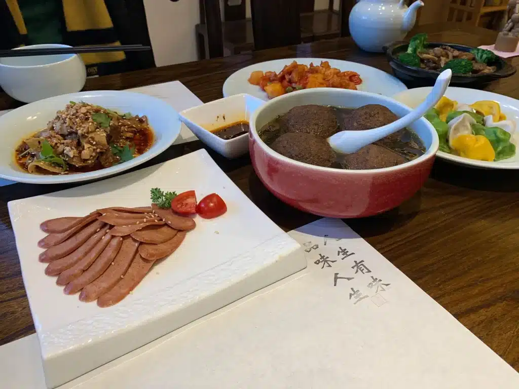 Попробуйте буддийские вегетарианские блюда