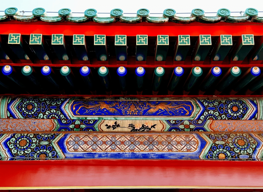 Квадратный болотный алтарь в