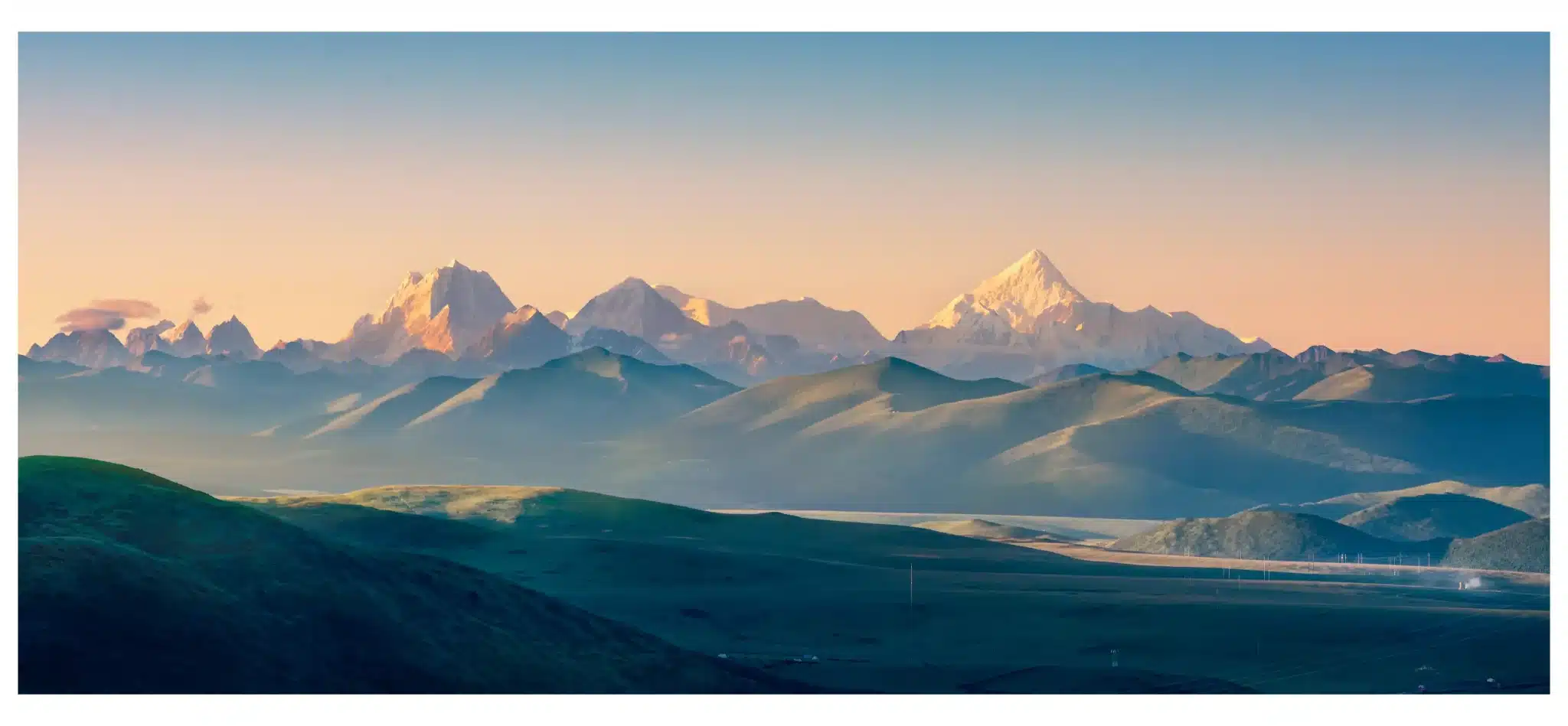 прекрасный пейзаж на Лугу Тагун