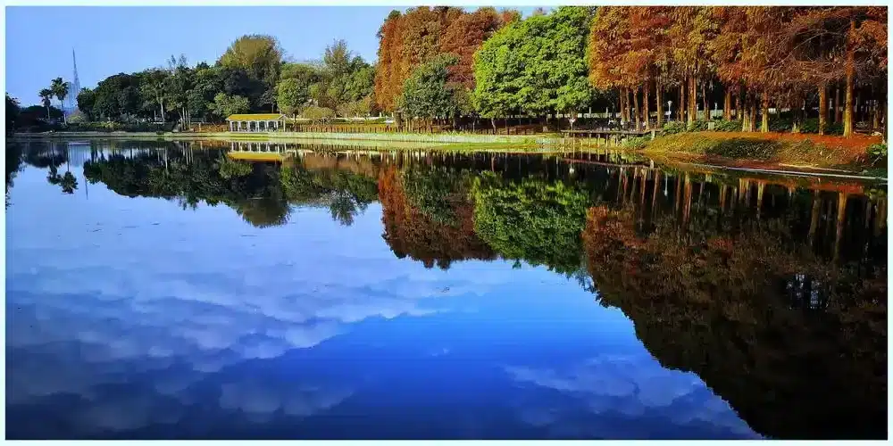 парк Луху на Горе Байюнь