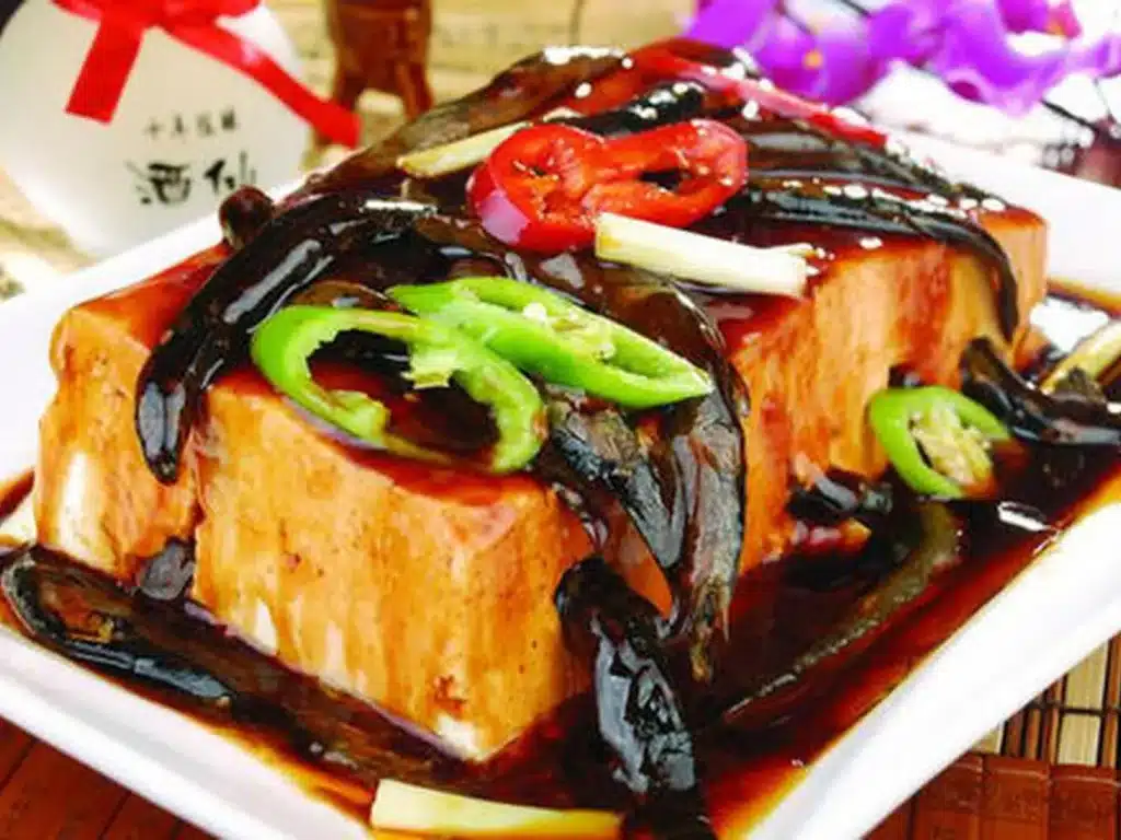 «Угорь, прячущийся в тофу»