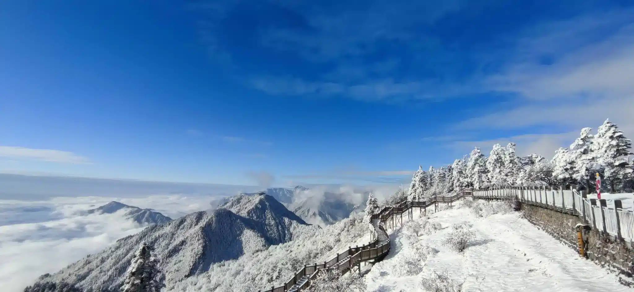 Снежная гора Силин