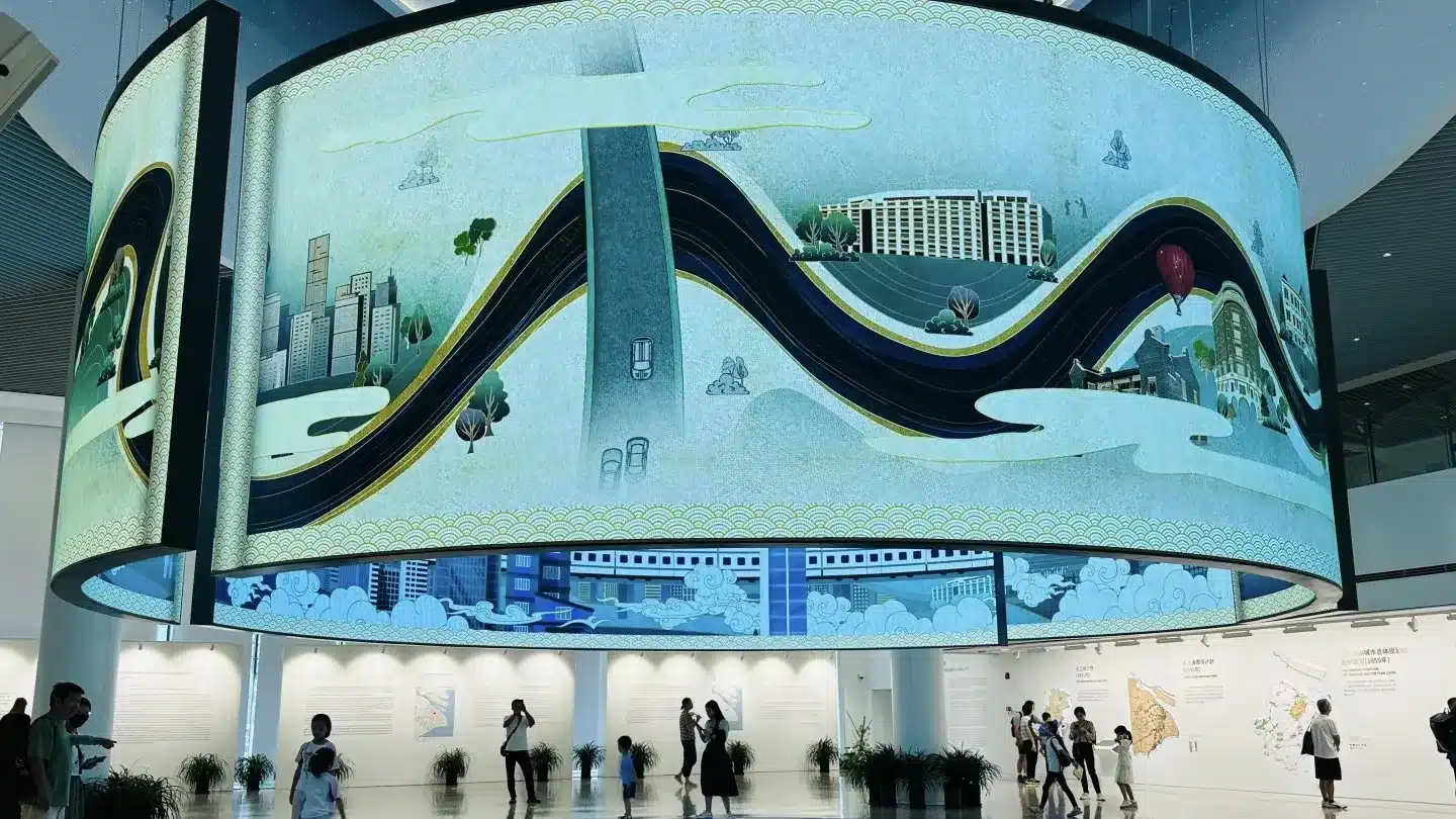 Предисловийный зал