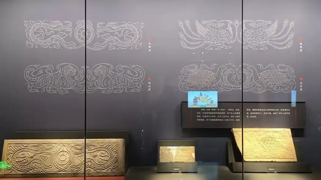 Мавзолей Ханьянлин в городе Сиань