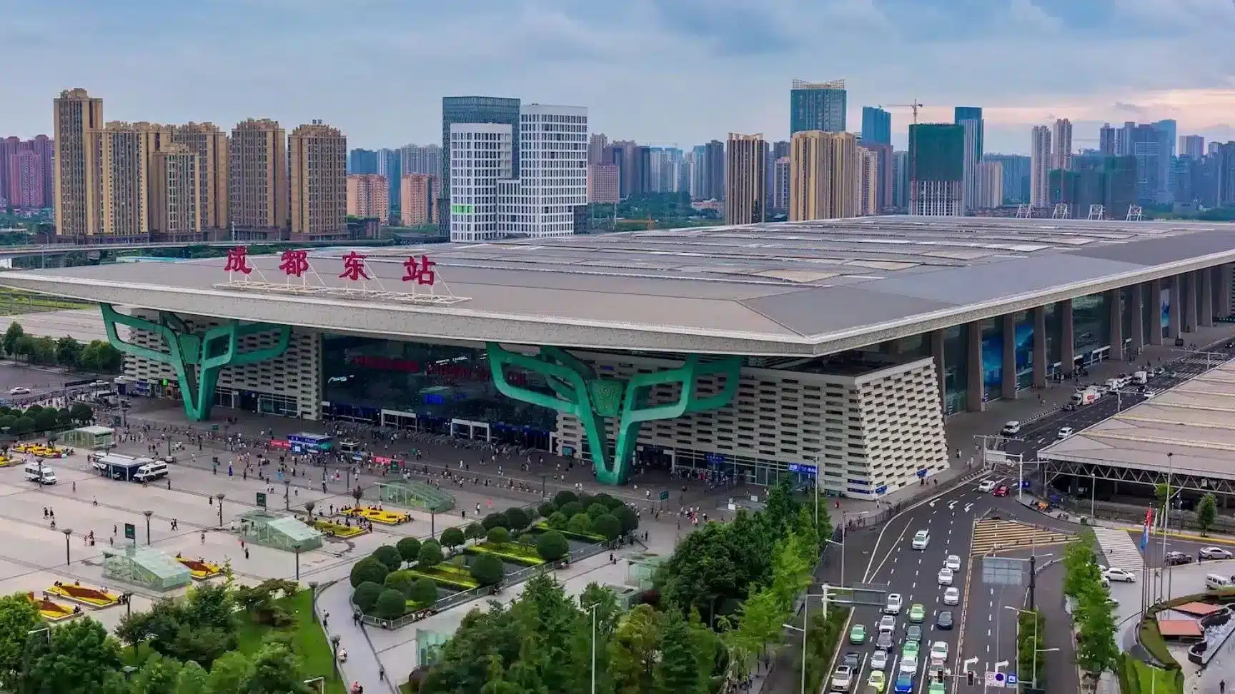 Восточный железнодорожный вокзал Чэнду