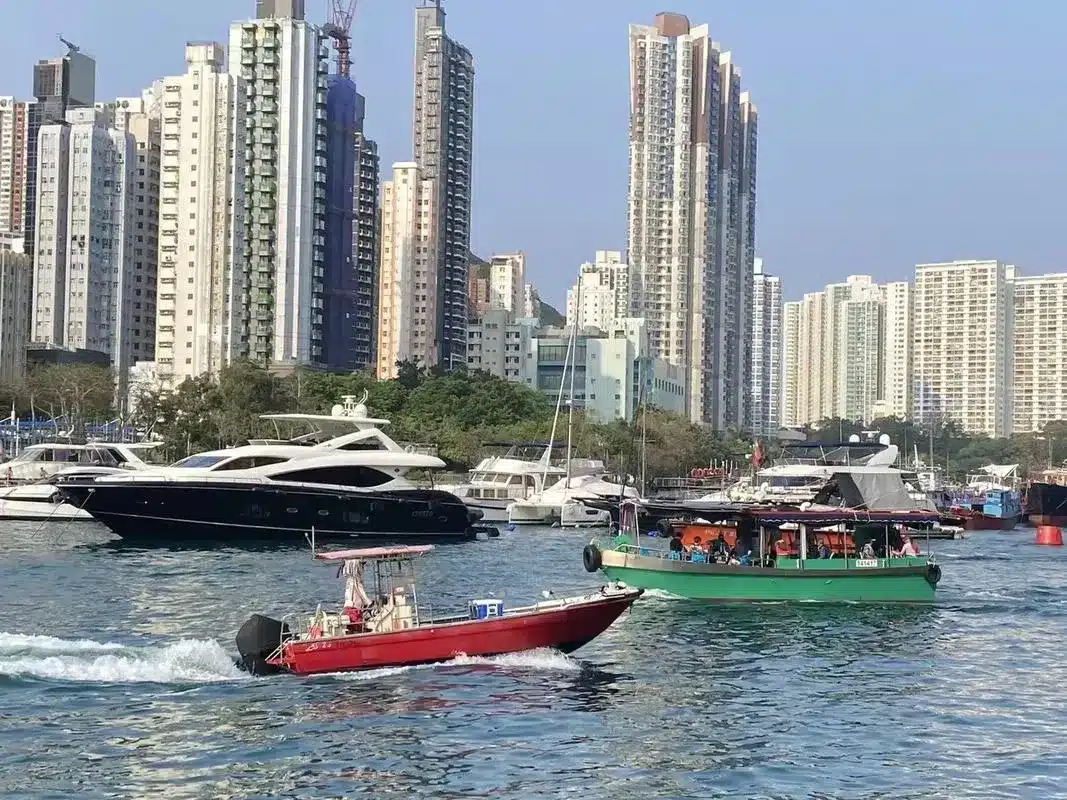 Абердин, тур в Гонконг