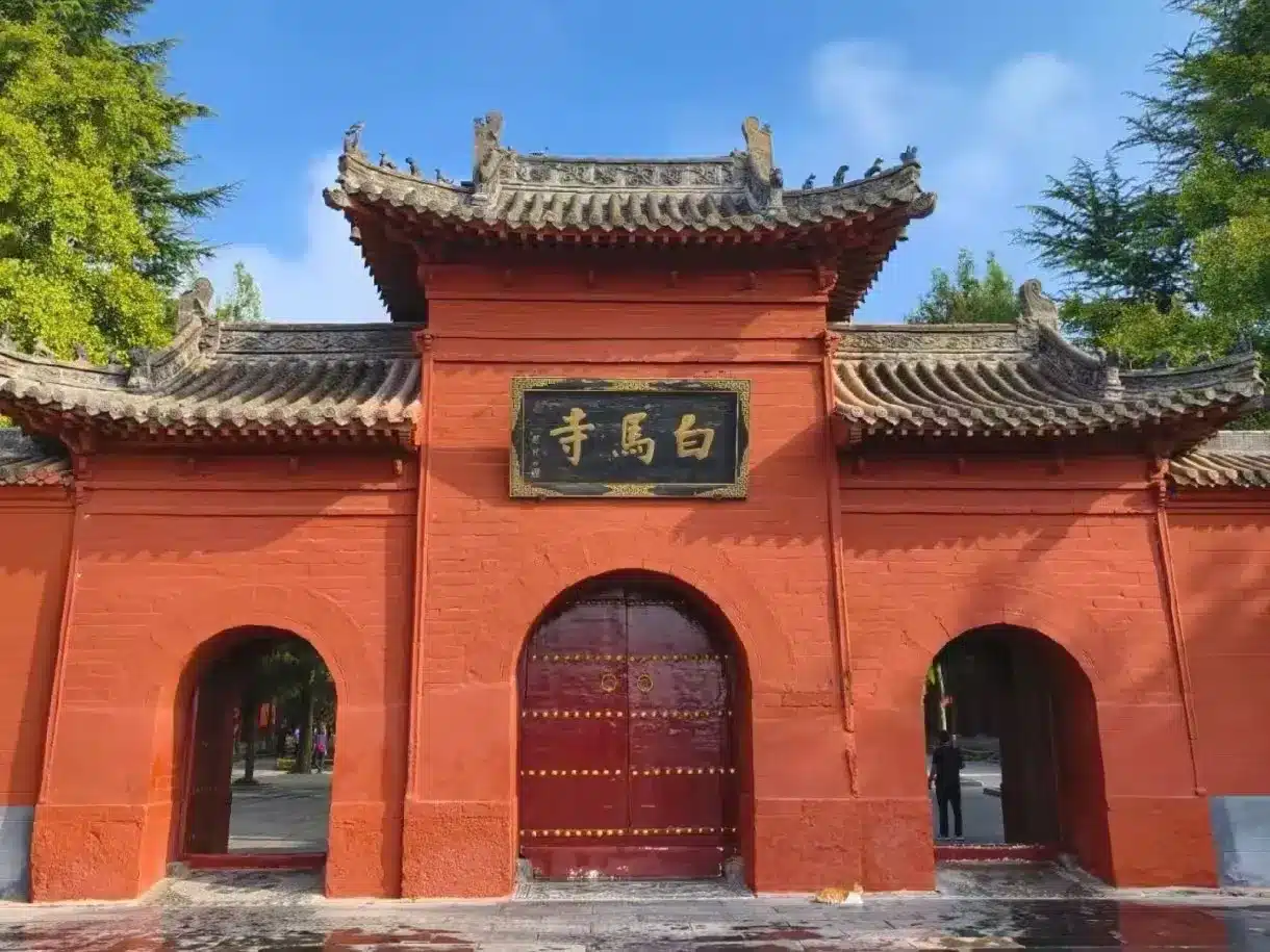 Тур в Лоян: Храм Белой Лошади (Баймасы)