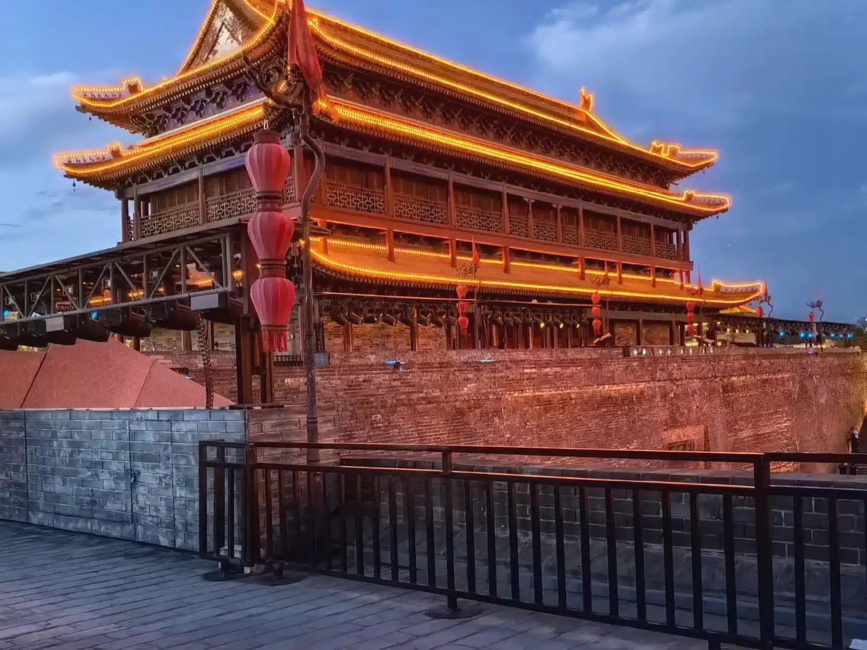 Древняя городская стена Сианя