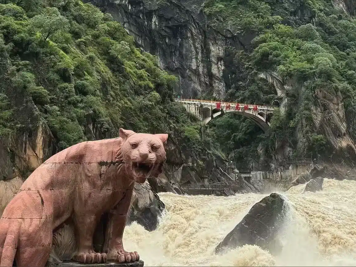 ущелье Прыгающего тигра