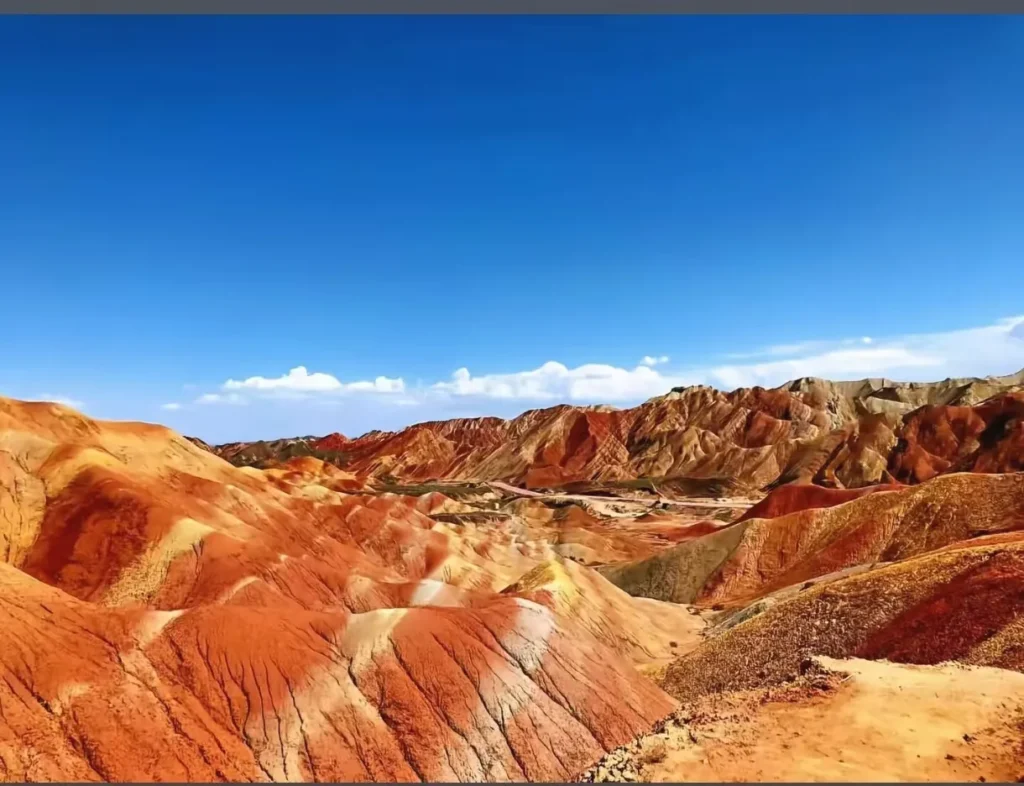 Геопарк Чжанъе Данься в Чжанъе