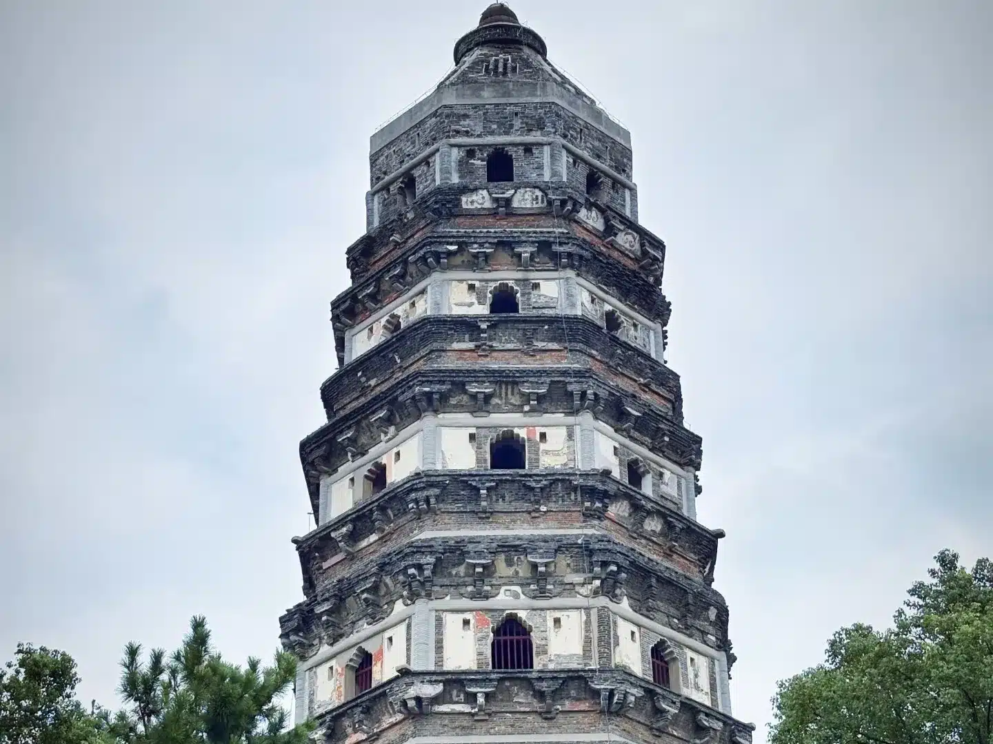 Холм Тигра (Хуцюшань) в Сучжоу — история, пагода и живописные виды