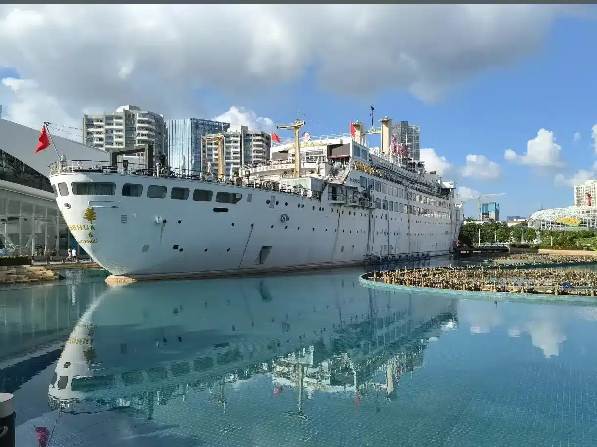 Тур Гуанчжоу-Шэньчжэнь-Гонконг-Макао-Гонконг: Южный Китай (9 дней)