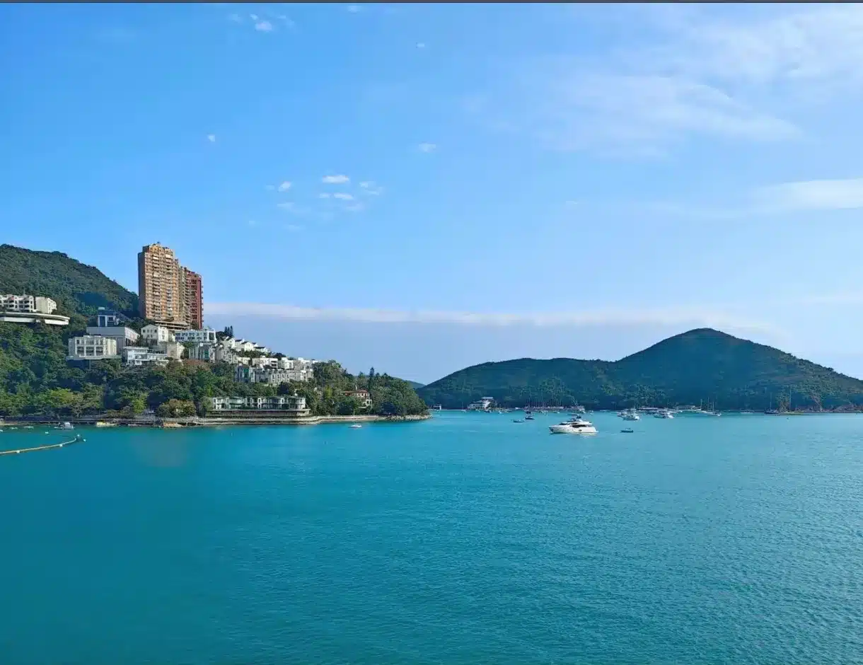 Бухту Отпора в Гонконге