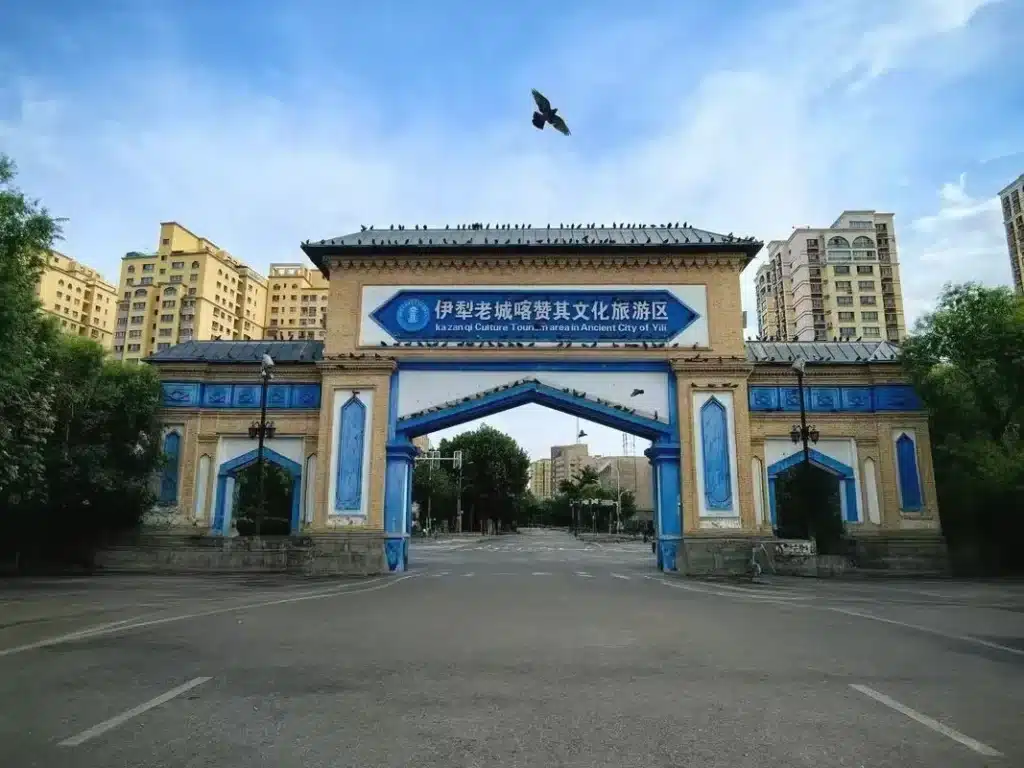 Квартал Казанчи в Синьцзяне: Тур Синьцзян – Чжанъе – Сиань – Пекин