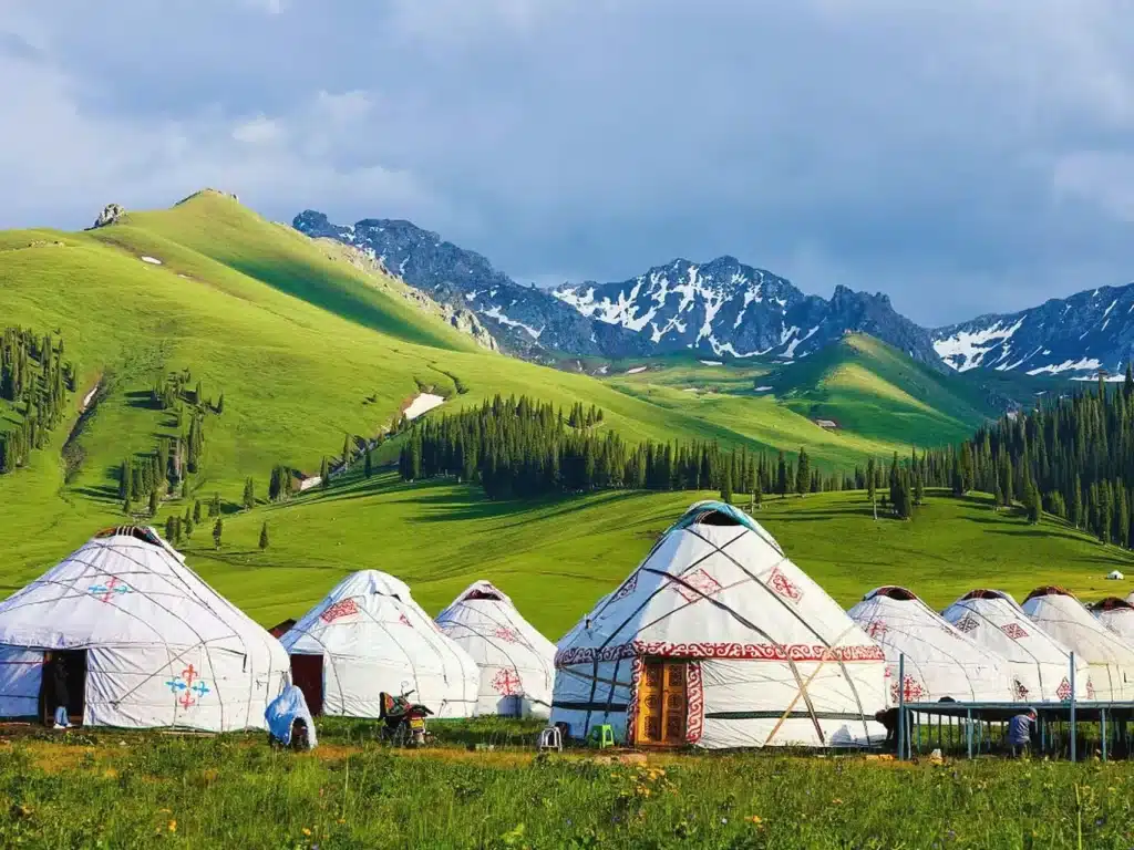 высокогорные степи Налати: Тур Синьцзян-Чжанъе-Сиань-Пекин