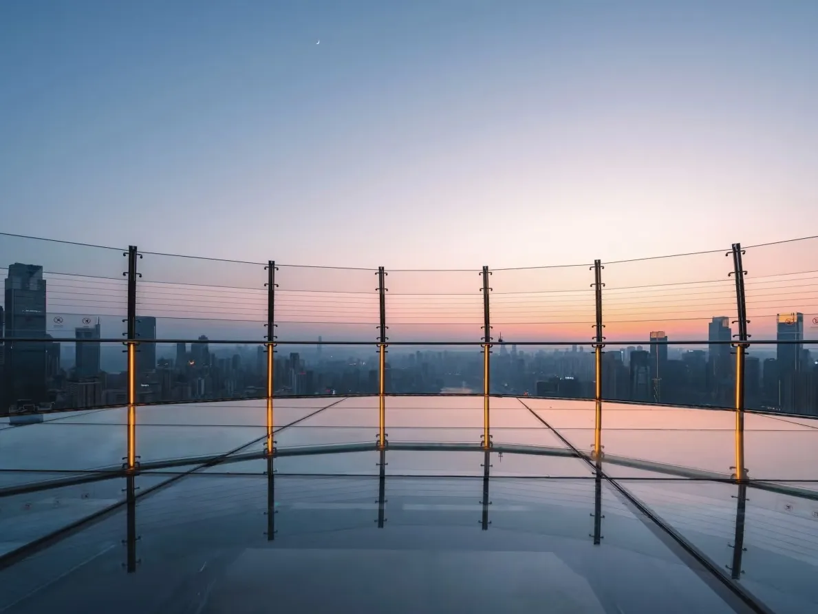 Стеклянная смотровая площадка «Раффлз Дискавери Под»