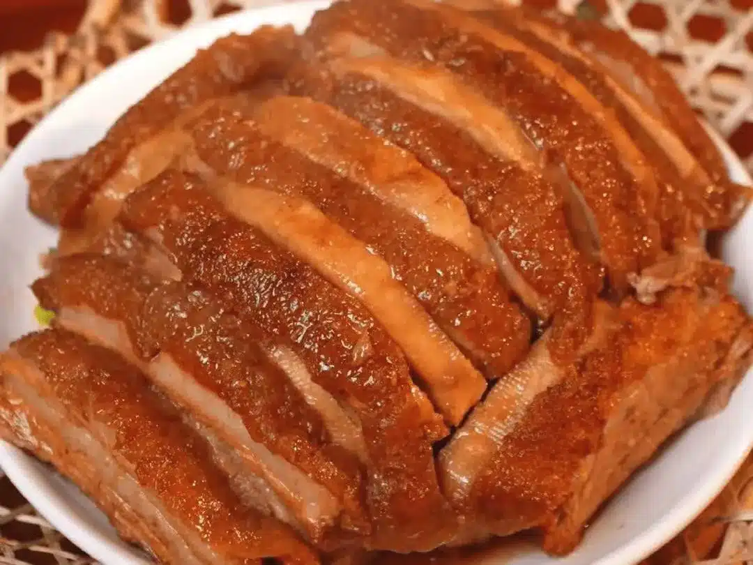 Кухня Гуйлиня: Свинина с липу таро