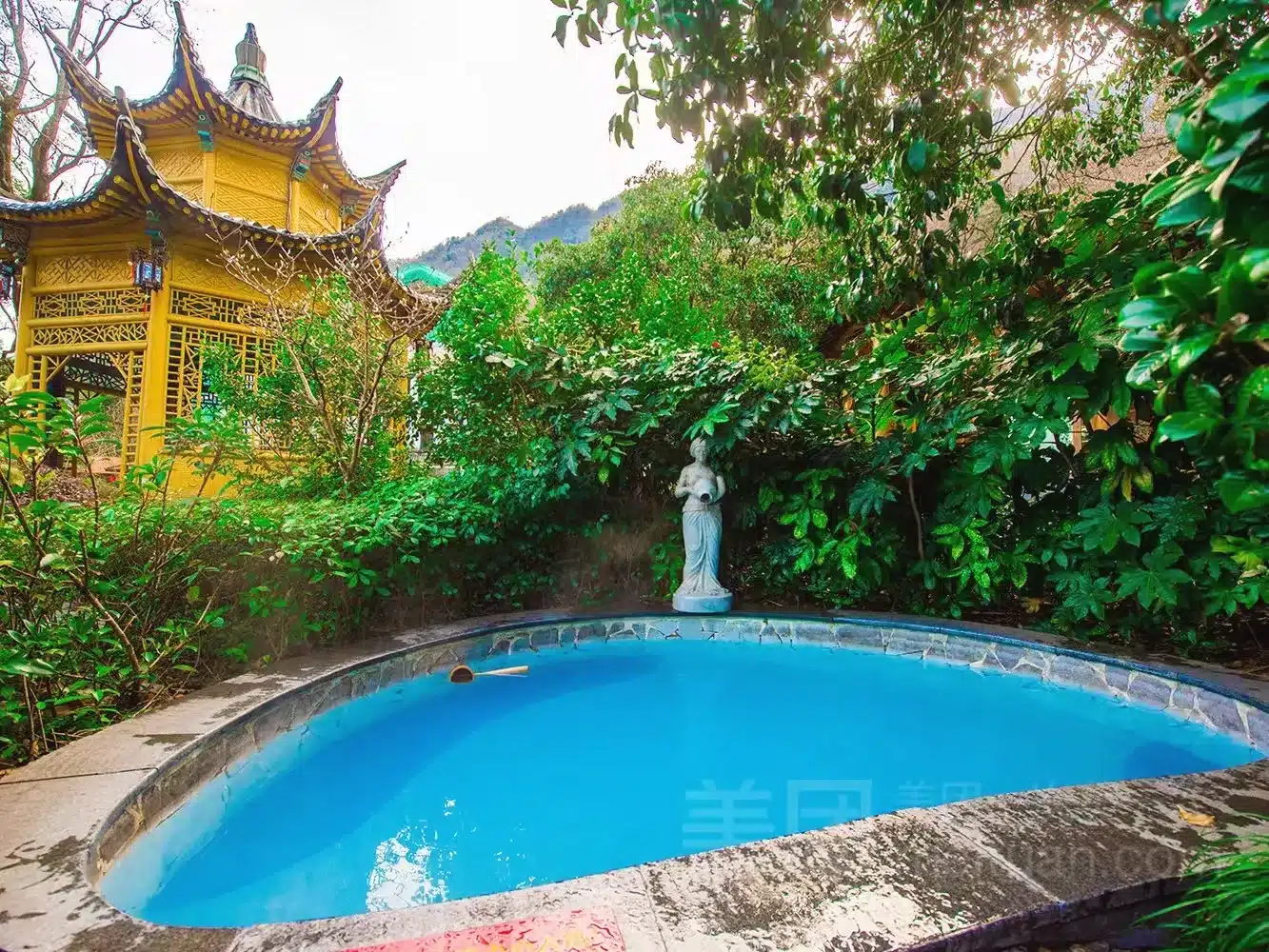 Путеводитель по Хуаншаню: Горячие источники Хуаншань