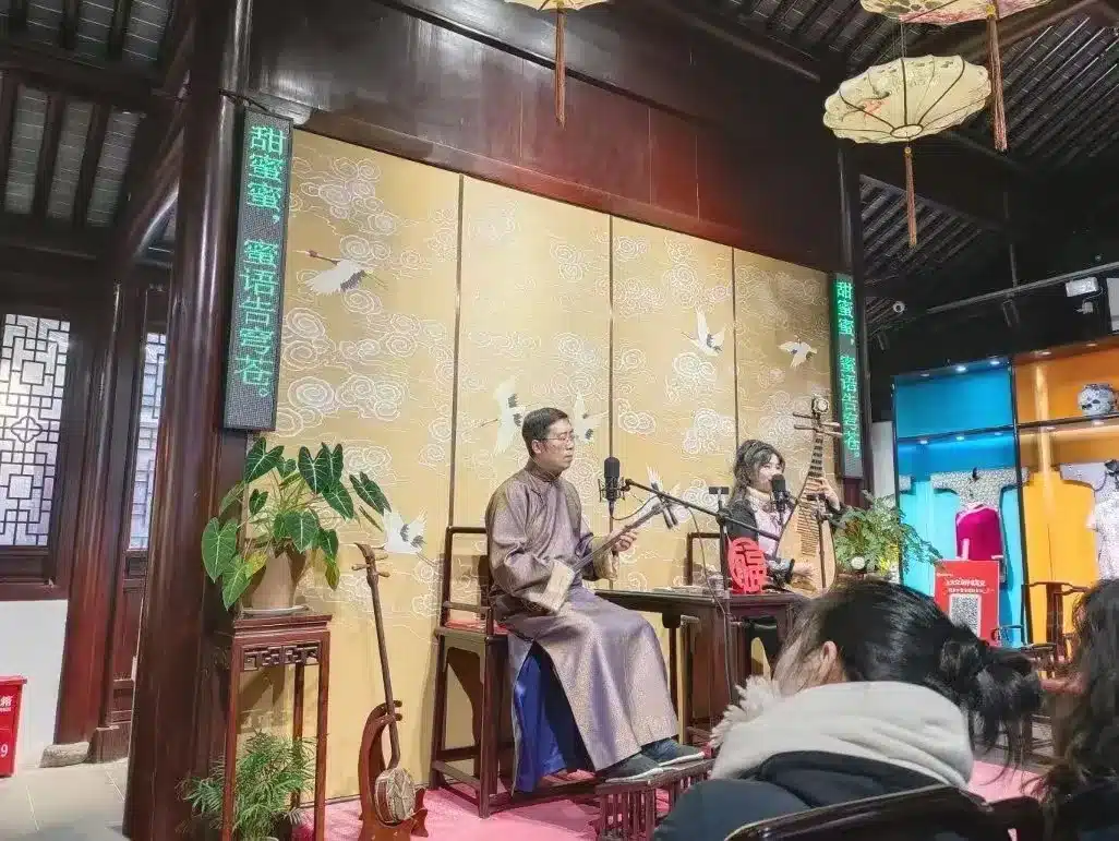 Традиционные чайные с выступлениями в Сиане