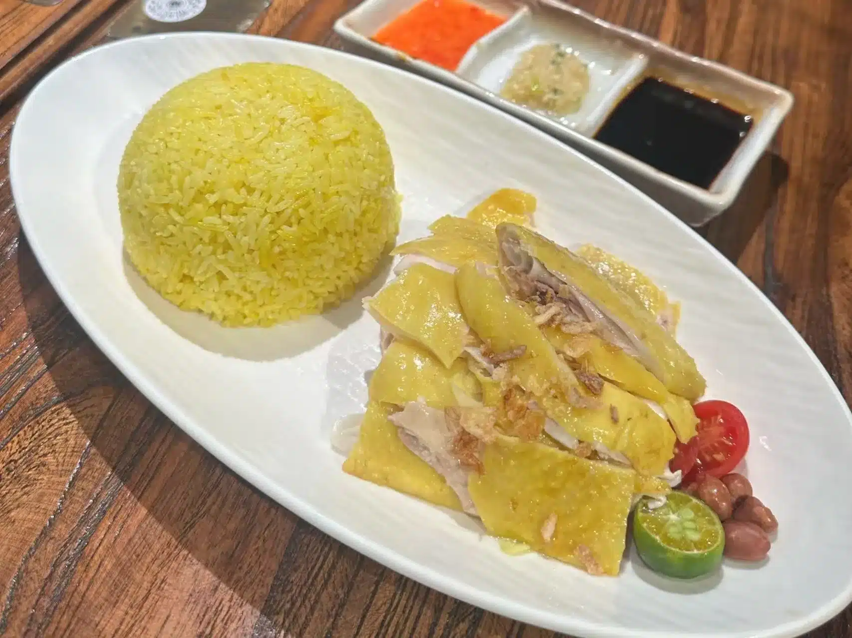 Кухня Саньи: Хайнаньский куриный рис