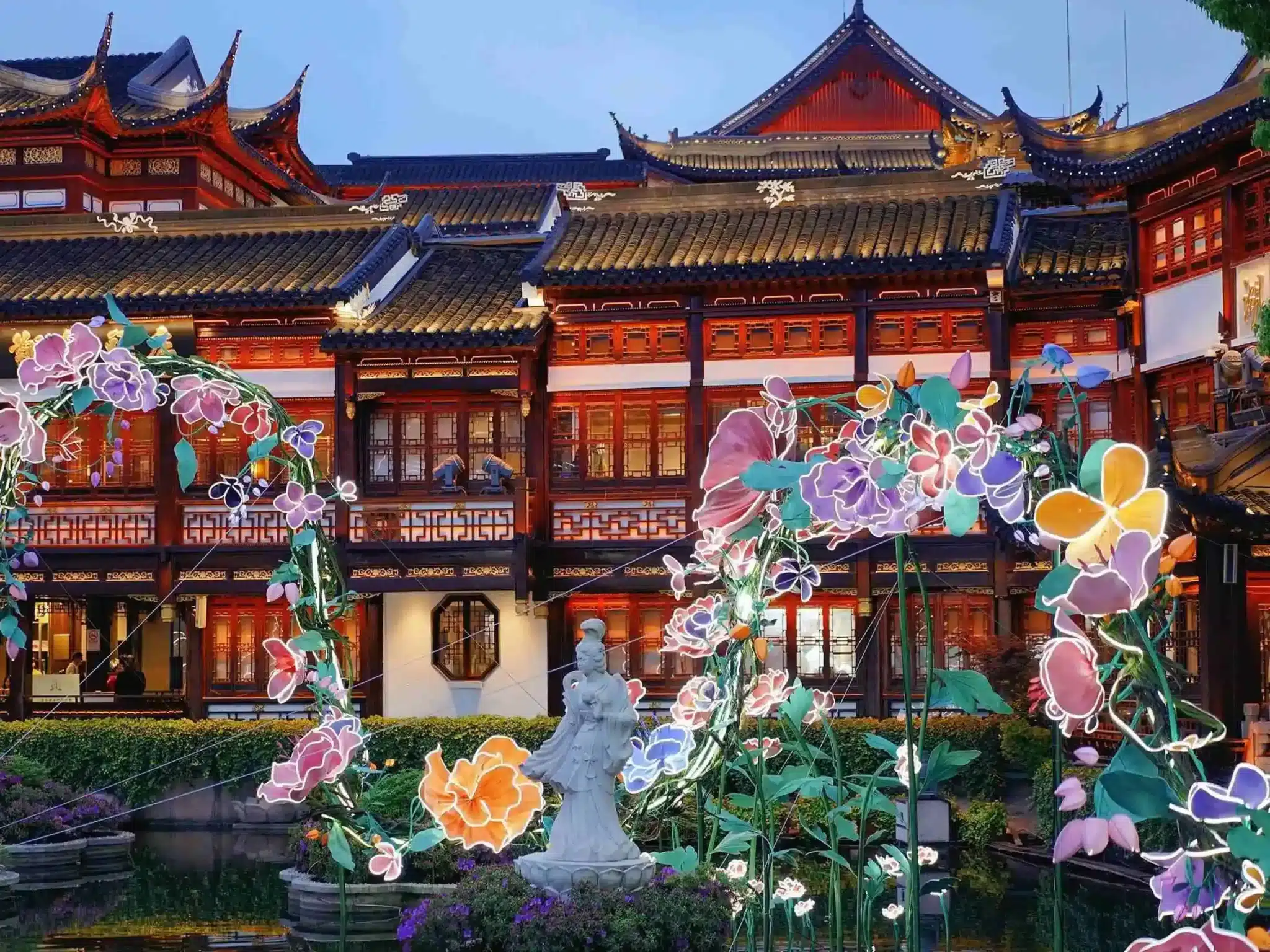 Весна в саду Юйюань в Шанхае