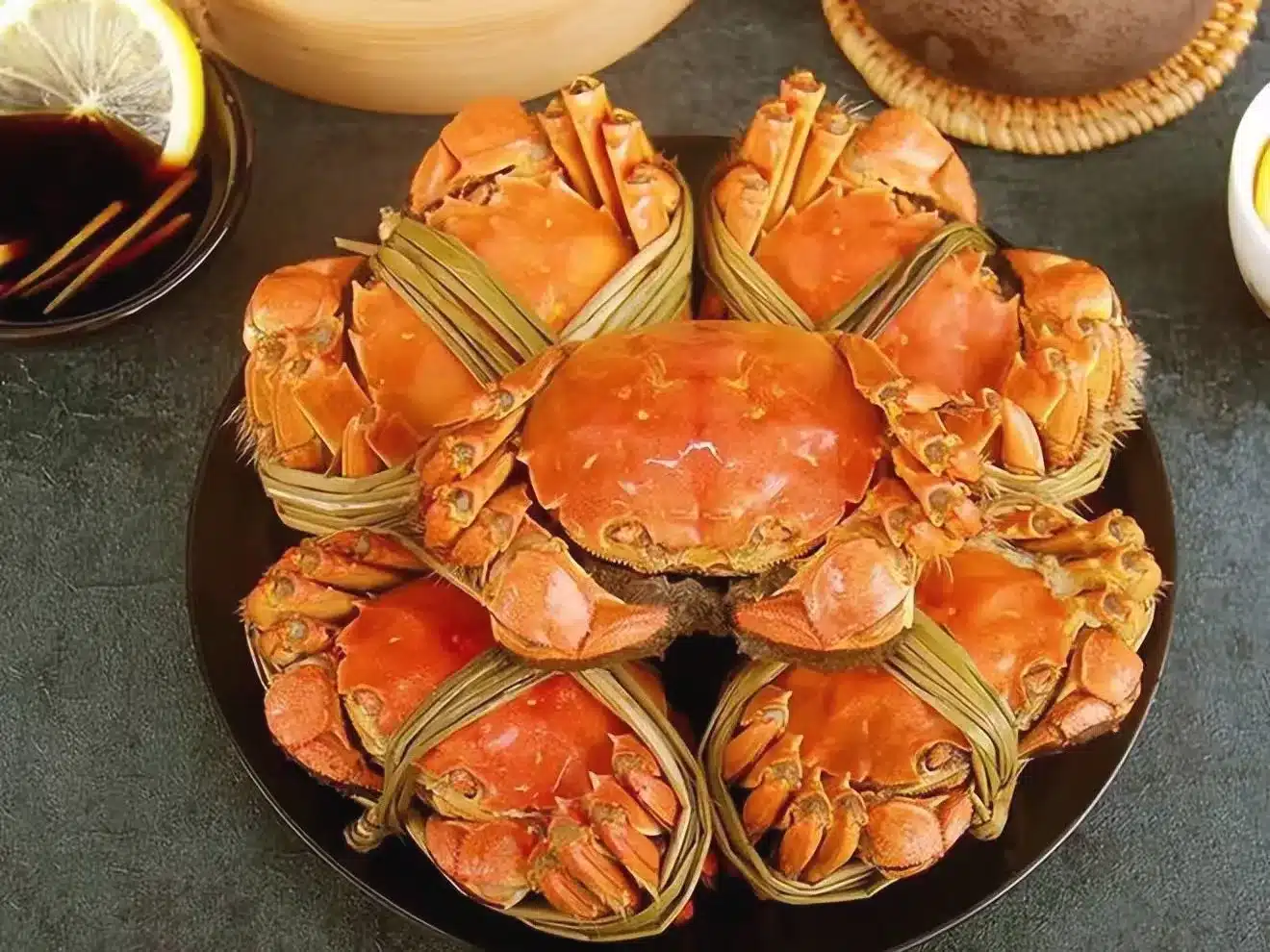 Кухня Сучжоу: Мохнаторукие крабы из озера