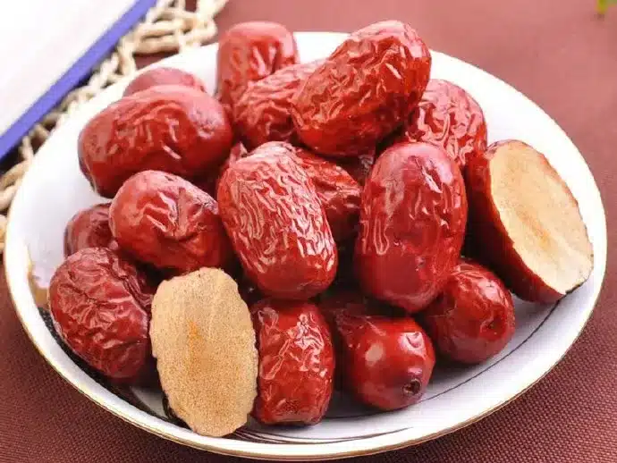 Красные финики Линцзе