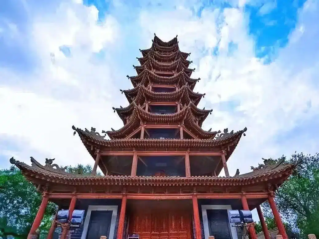 Путеводитель по Чжанъе: Храм Мута