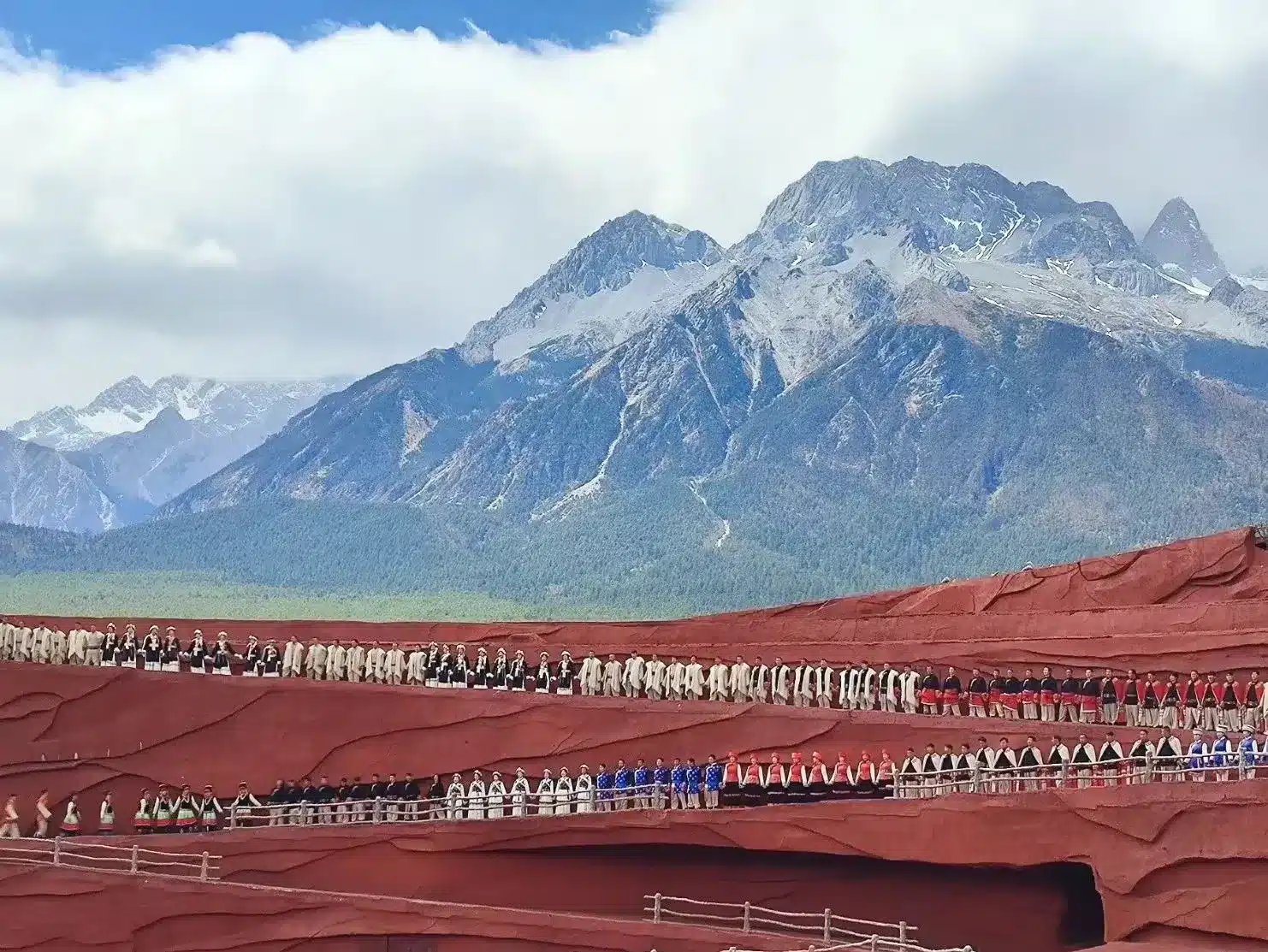 Шоу «Впечатление Лицзян»