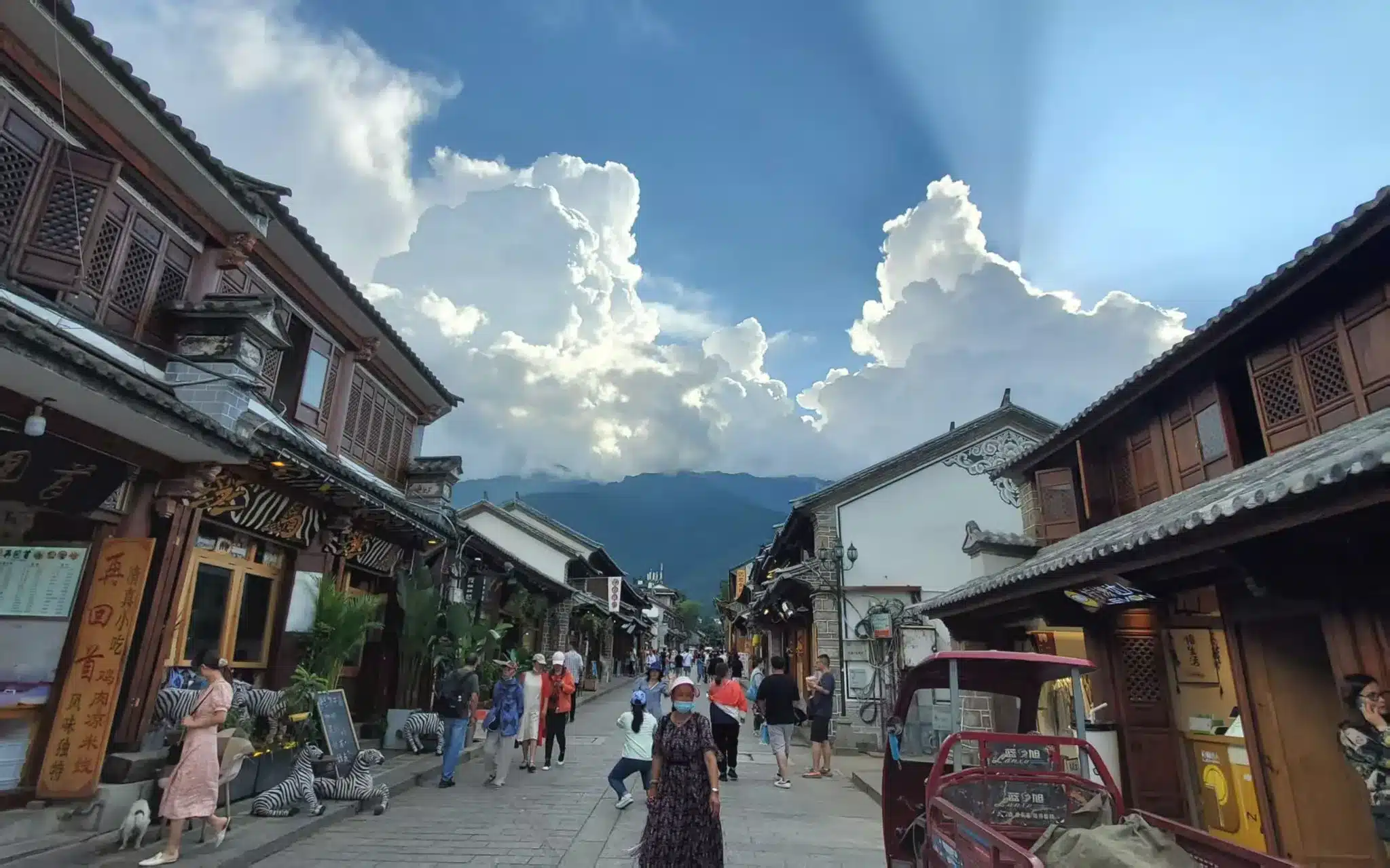 Древний город Дали в Юньнане - Улица Жэньминьлу