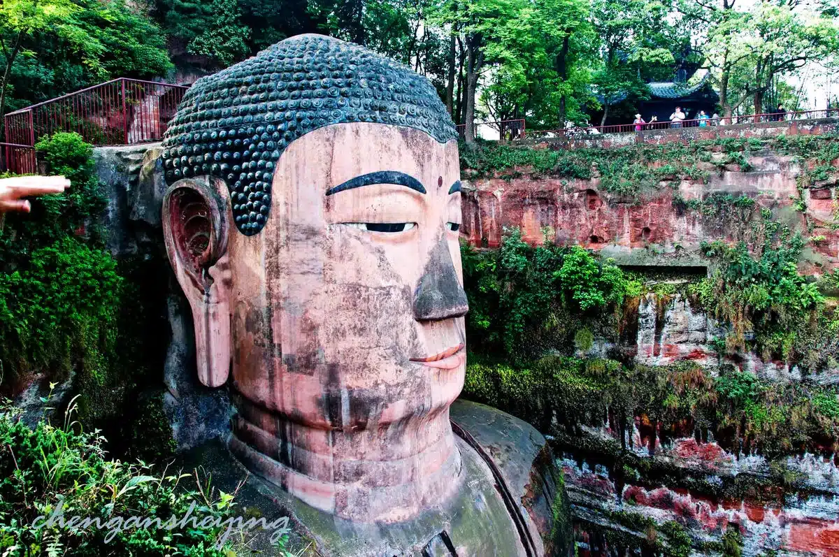 Лэшаньский большой Будда