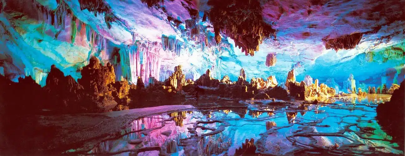 Пещера тростниковой флейты — тур в Гуйлинь