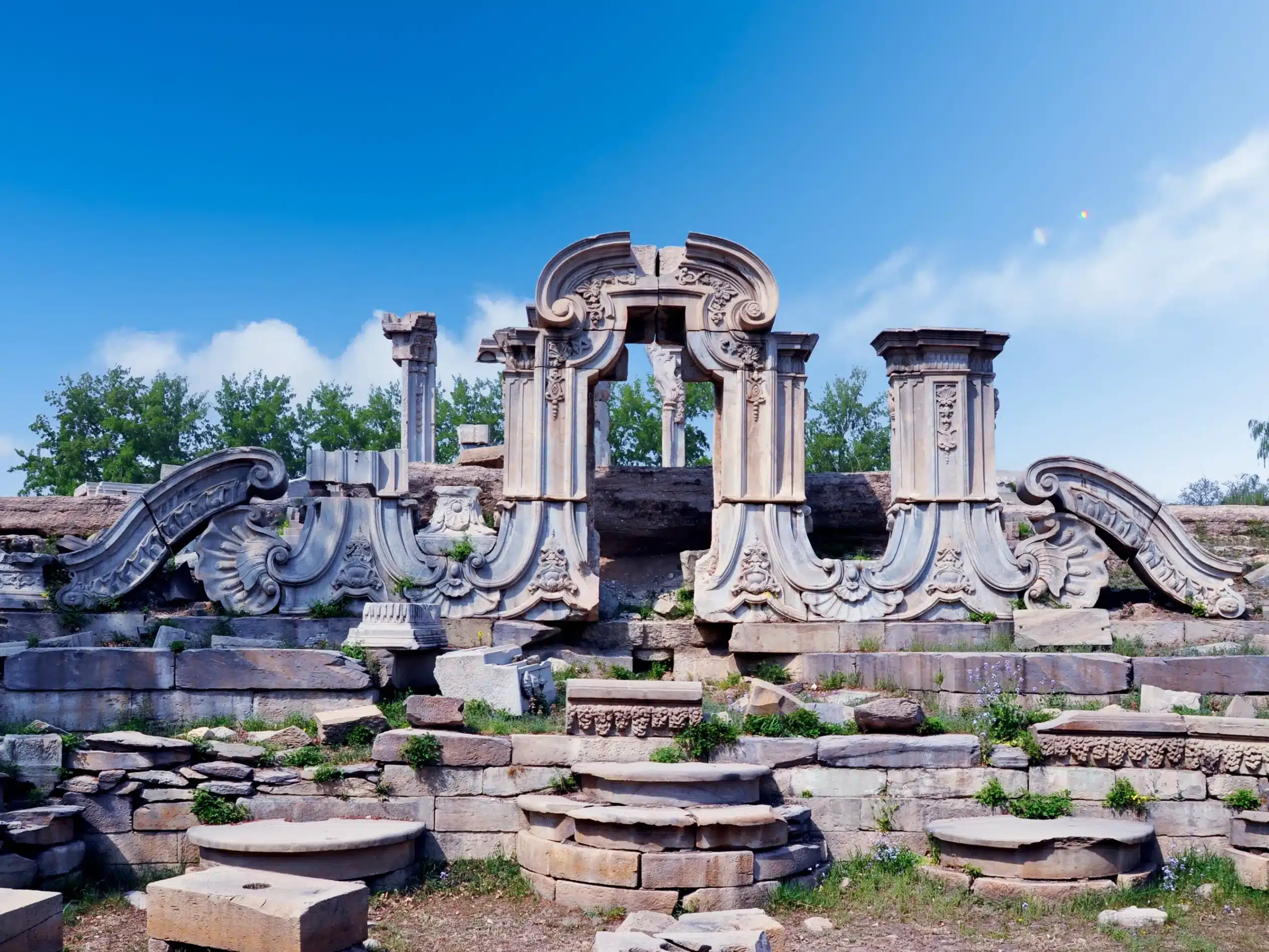 Старый летний дворец Юаньминъюань — императорский парк Пекина