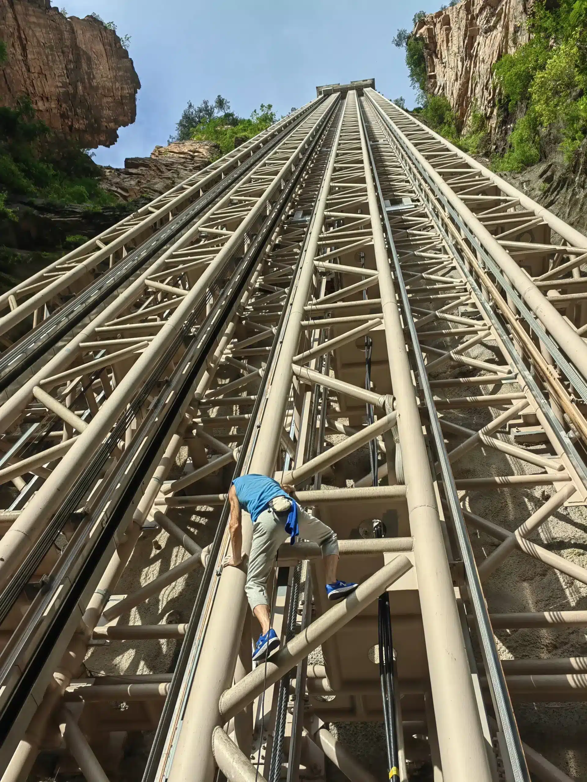 Лифт Байлун