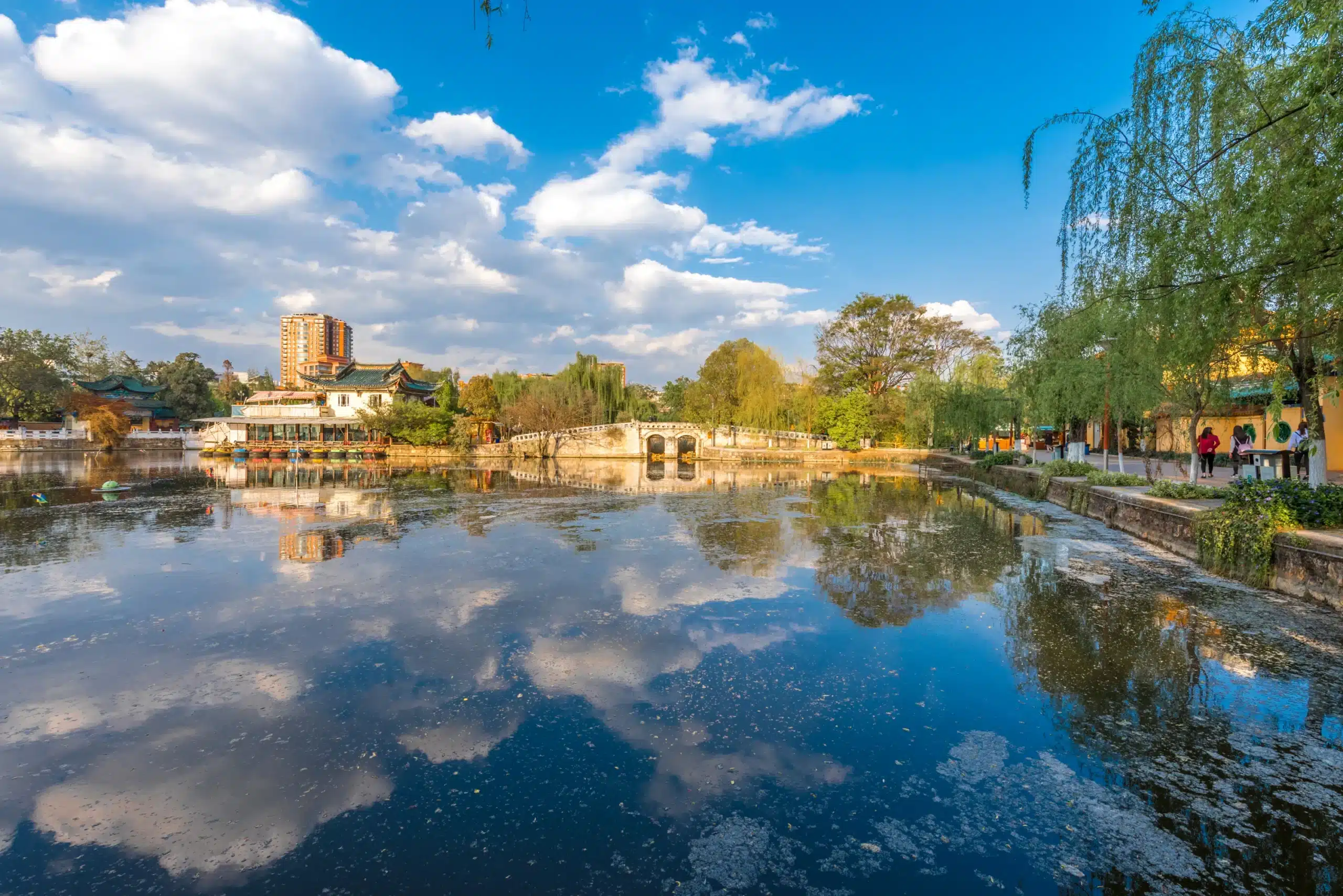 Парк Зелёное озеро Куньмина