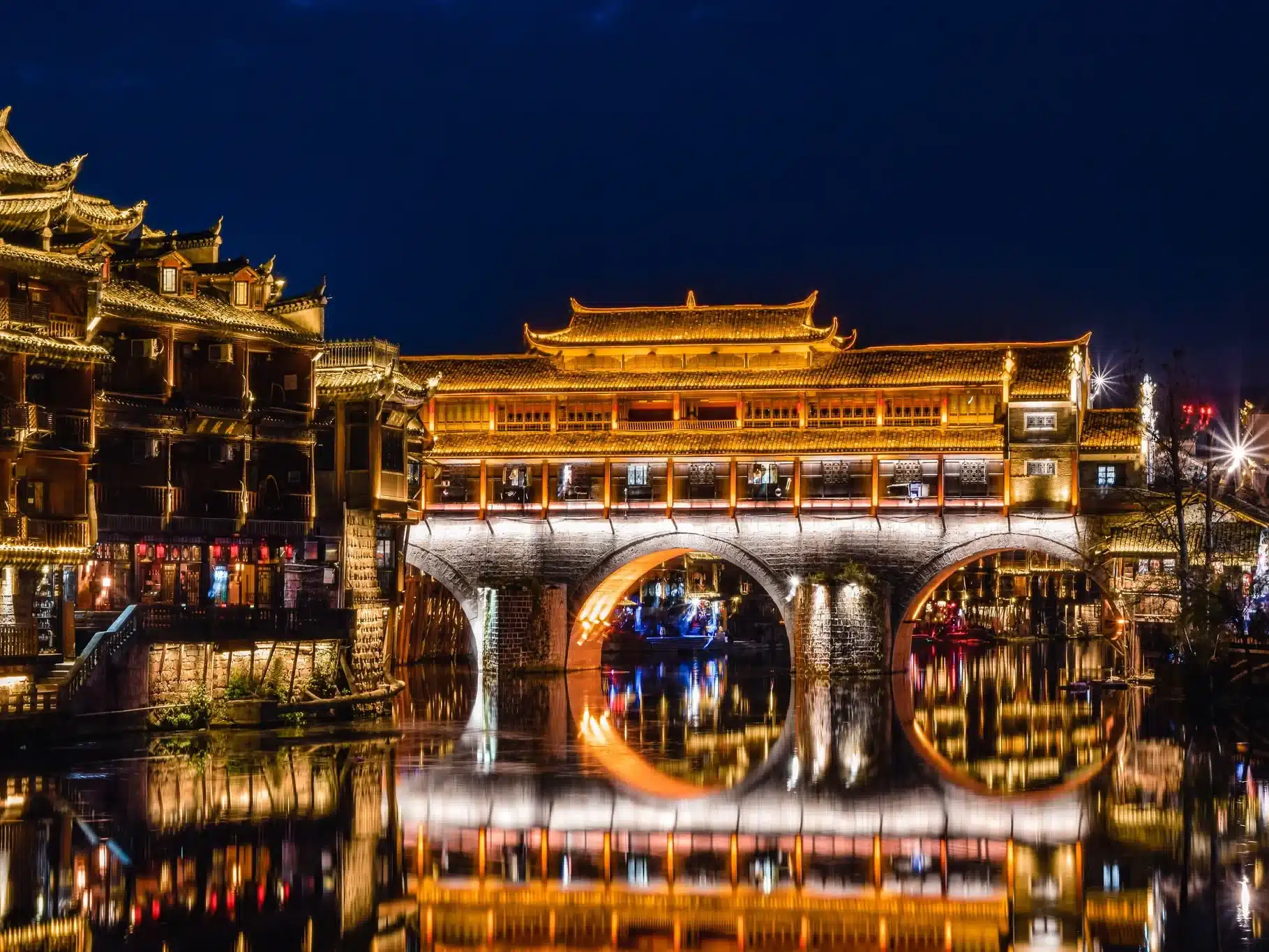 Тур Гуанчжоу-Чжанцзяцзе-Фэнхуан: Фэнхуан