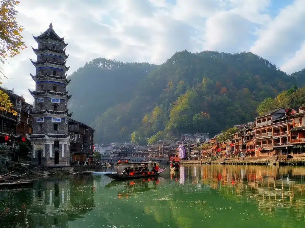 Древний город Фэнхуан