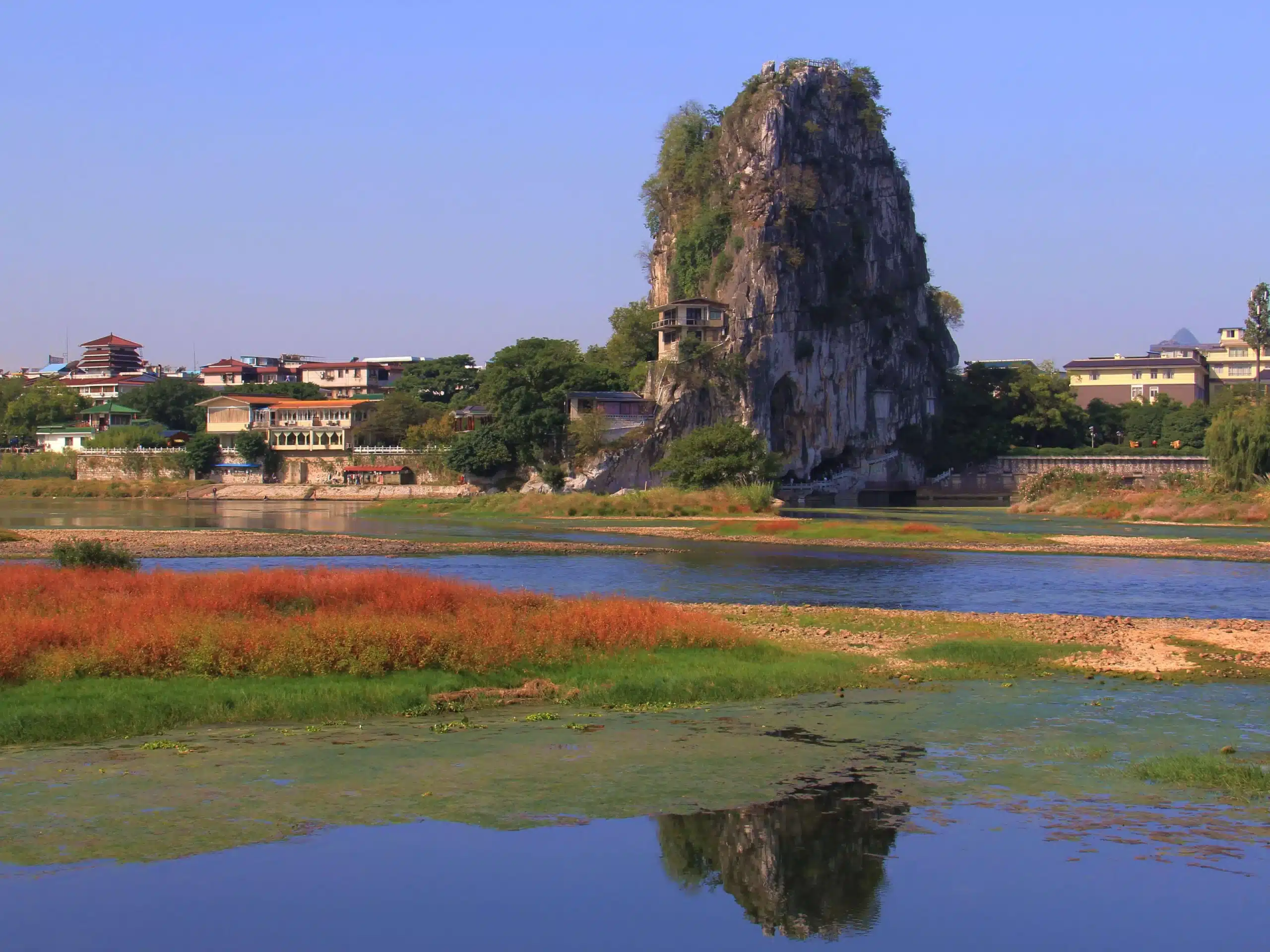 Гора Фубо — живописная вершина у реки в Гуйлине