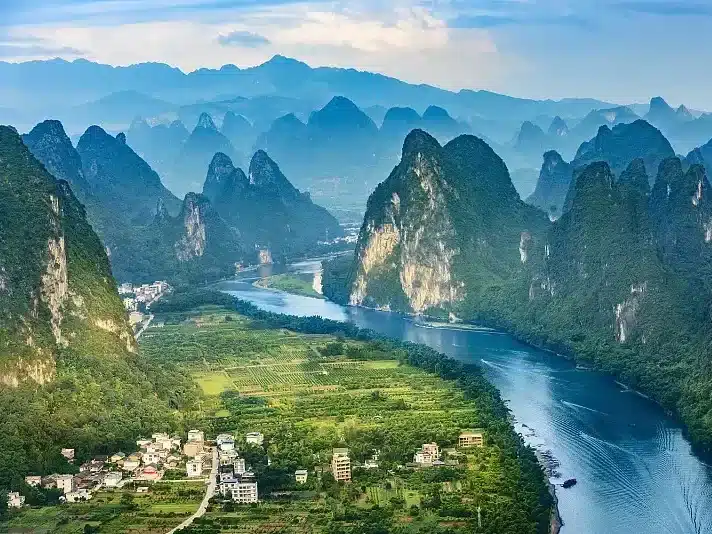 Туры в Китай из Владивостока — цены, маршруты и прямые рейсы 2026