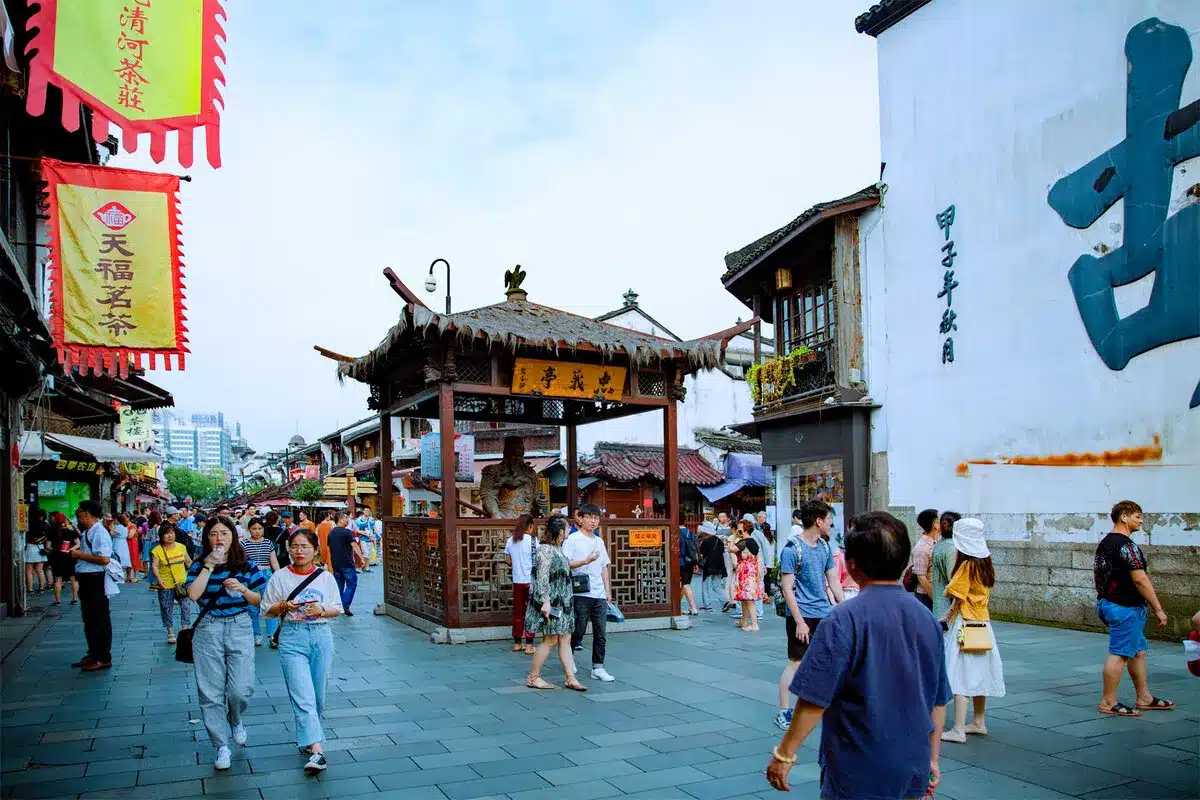 Тур в Ханчжоу на 1 день -улица Хэфан