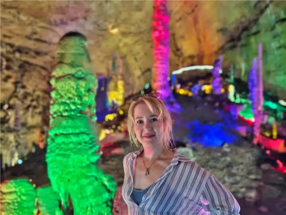 Тур Чанша-Аватар-Фэнхуан: Пещера Желтого драгона