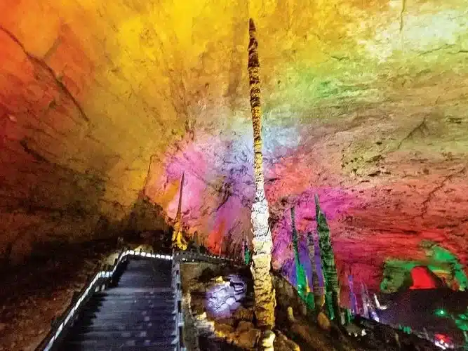 Пещера Желтого драгона