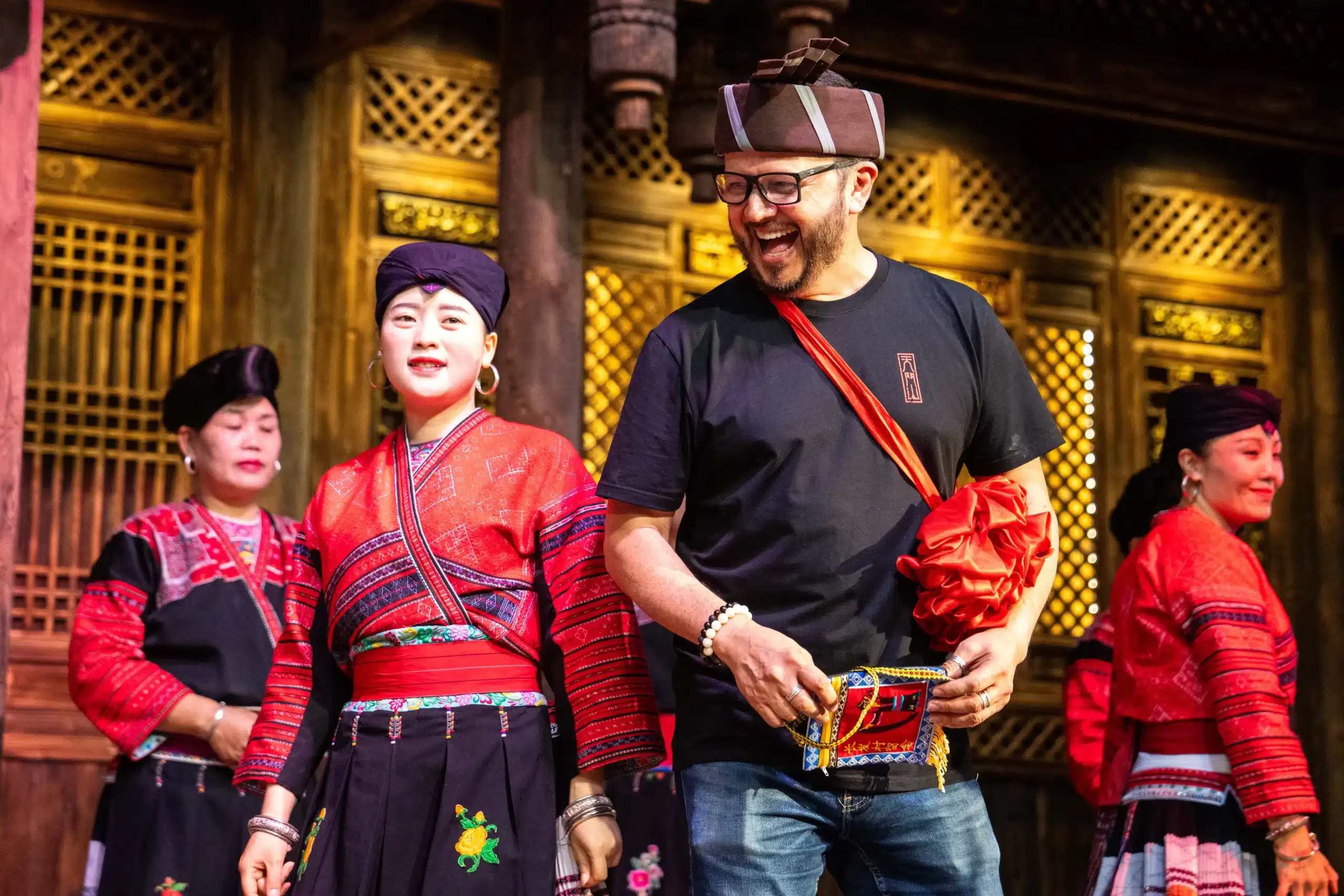 Деревня Хуанлуо Яо