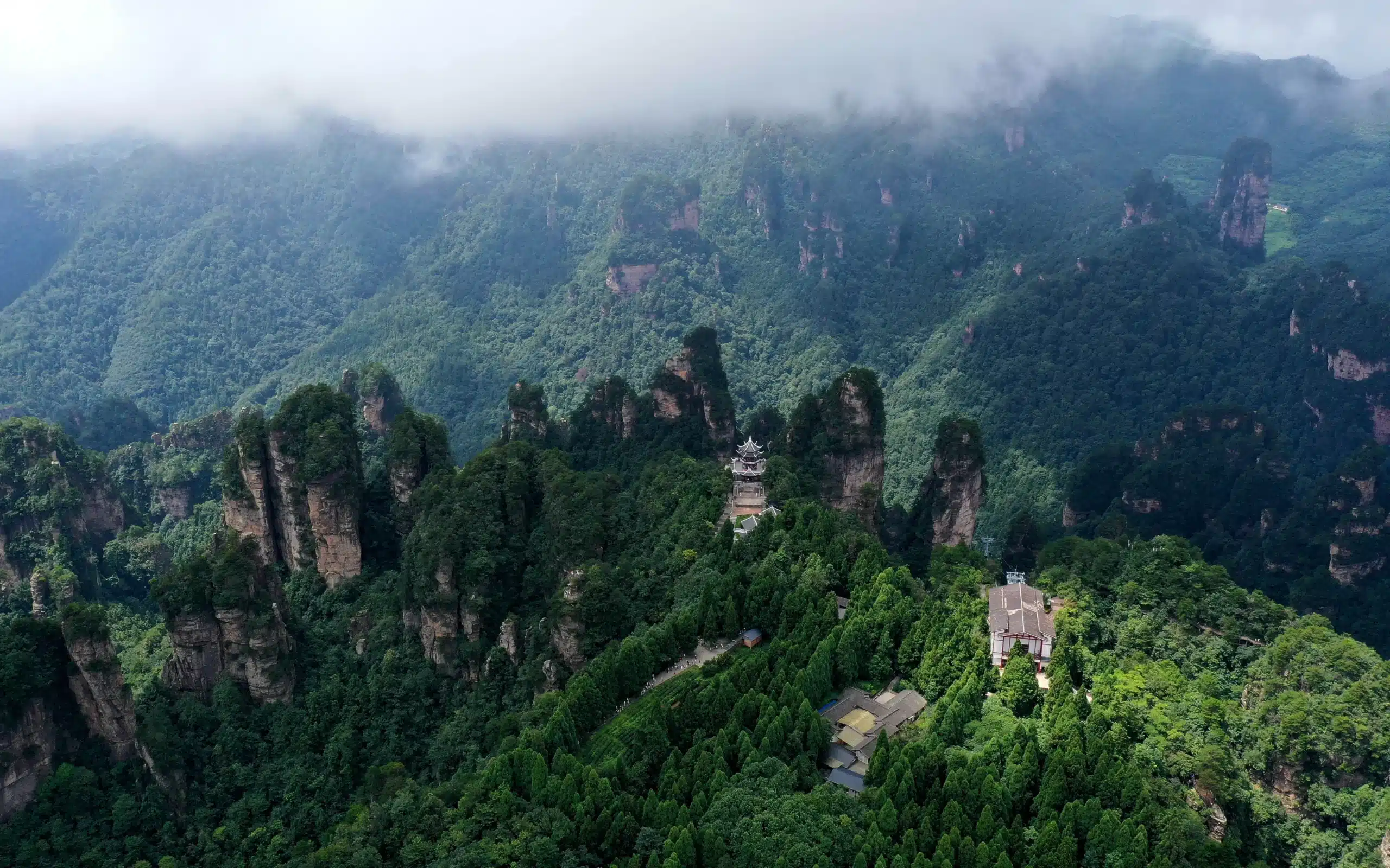 Деревня Хуаншичжай