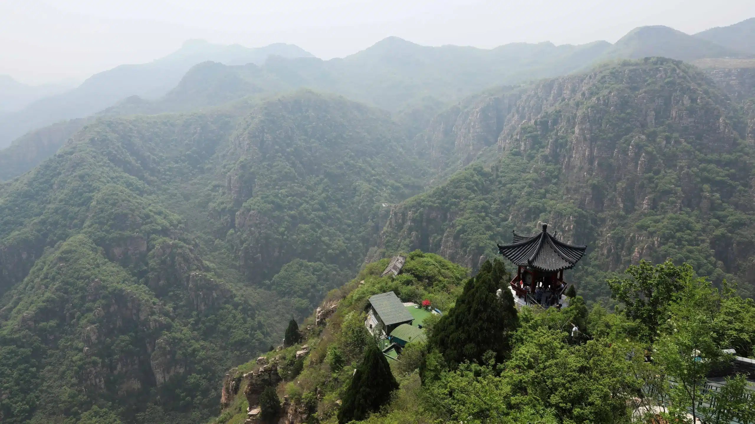 Ущелье Каменного леса Цзиндун в Пекине