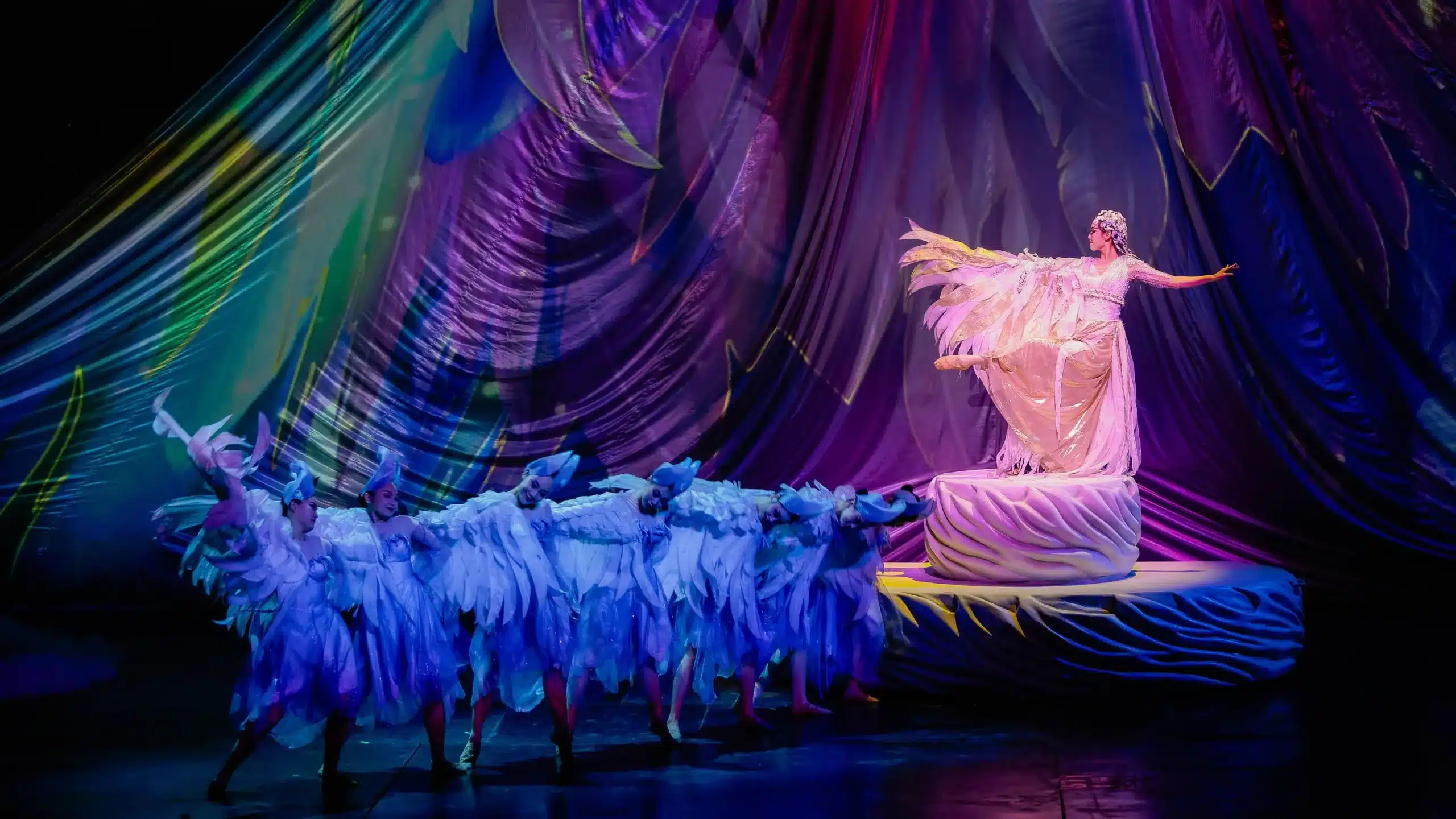 Шоу «Династия золотой маски»