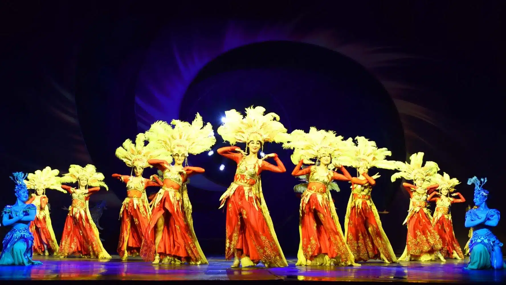 Шоу «Династия золотой маски»